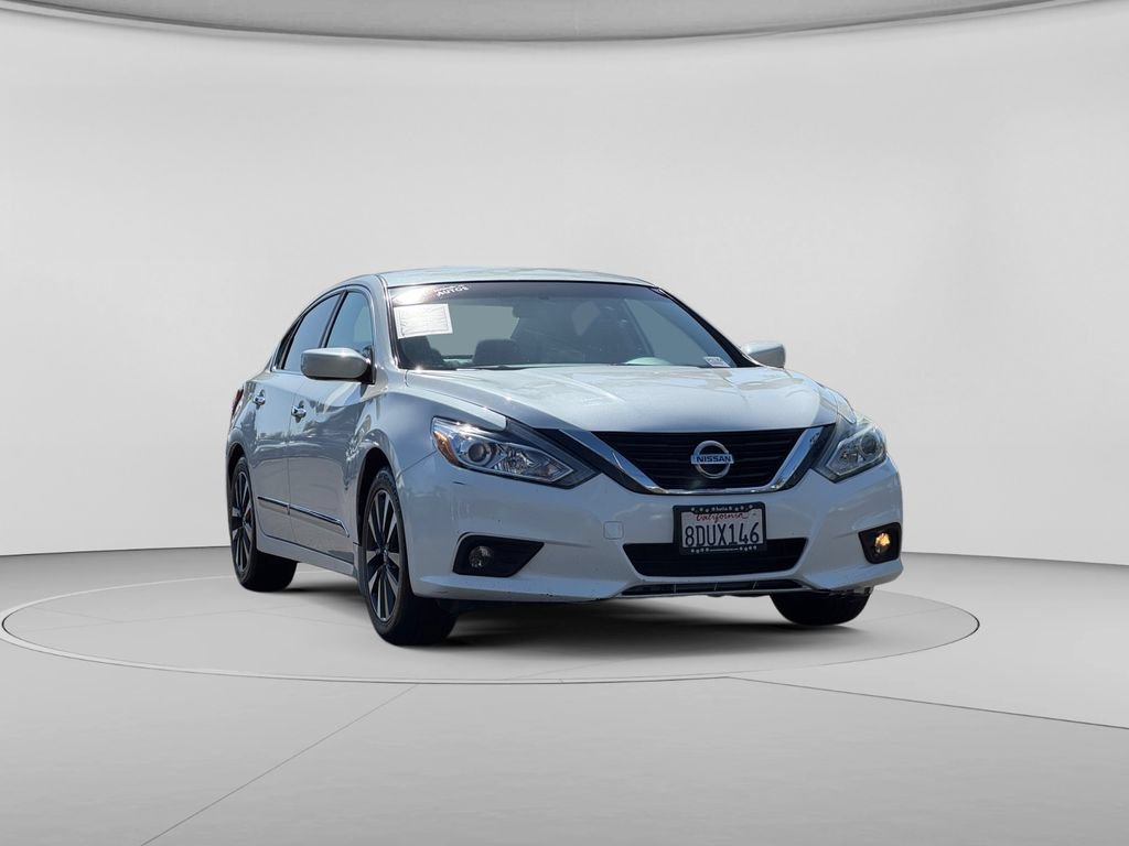 Used 2016 Nissan Altima 2.5 SV FWD image 3