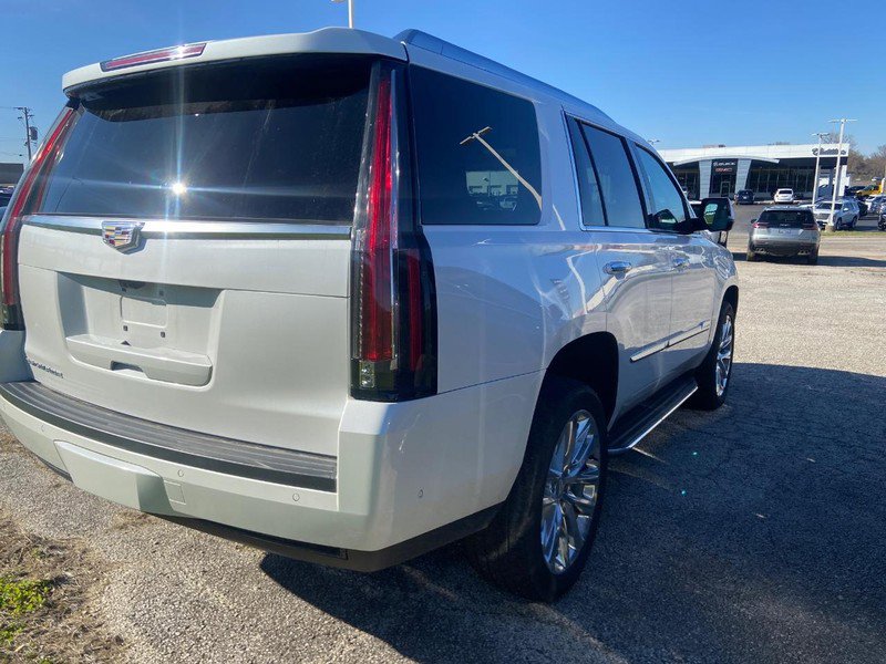 Used 2020 Cadillac Escalade Luxury image 5