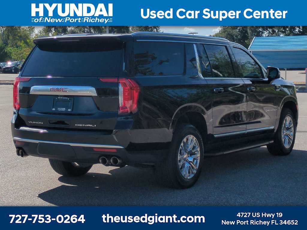 Used 2024 GMC Yukon XL Denali w/ Advanced Technology Package AWD/4WD image 5