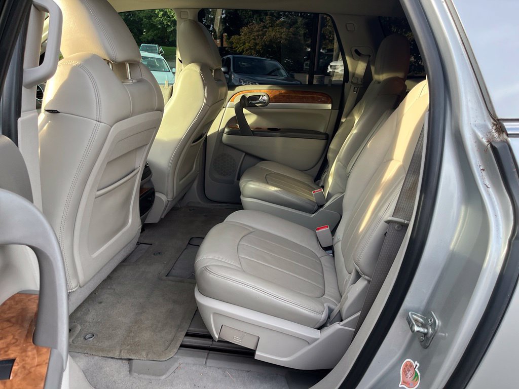 Used 2012 Buick Enclave Leather FWD image 20