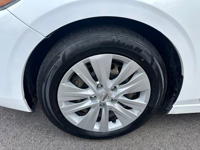 Used 2021 Nissan Sentra S image 33