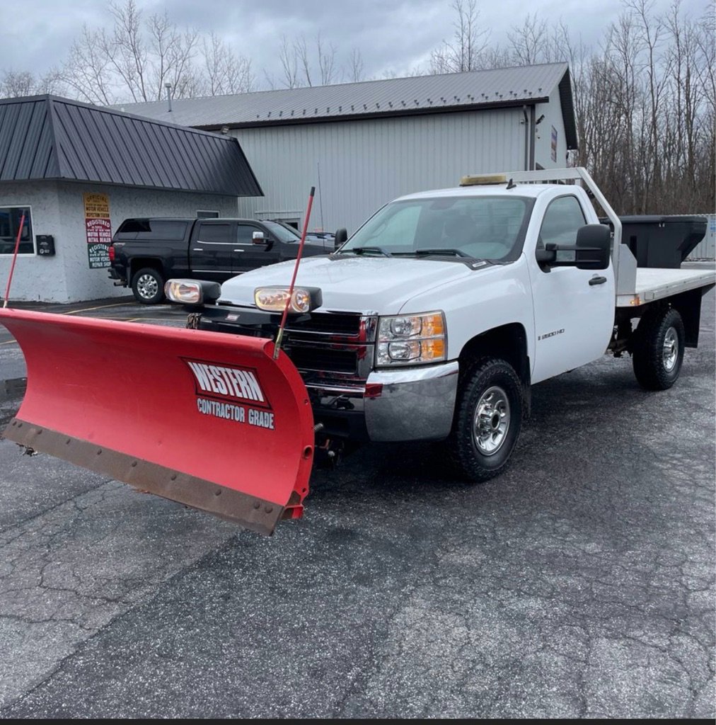 Used 2007 Chevrolet Silverado 2500 W/T w/ Snow Plow Prep Package AWD/4WD image 1