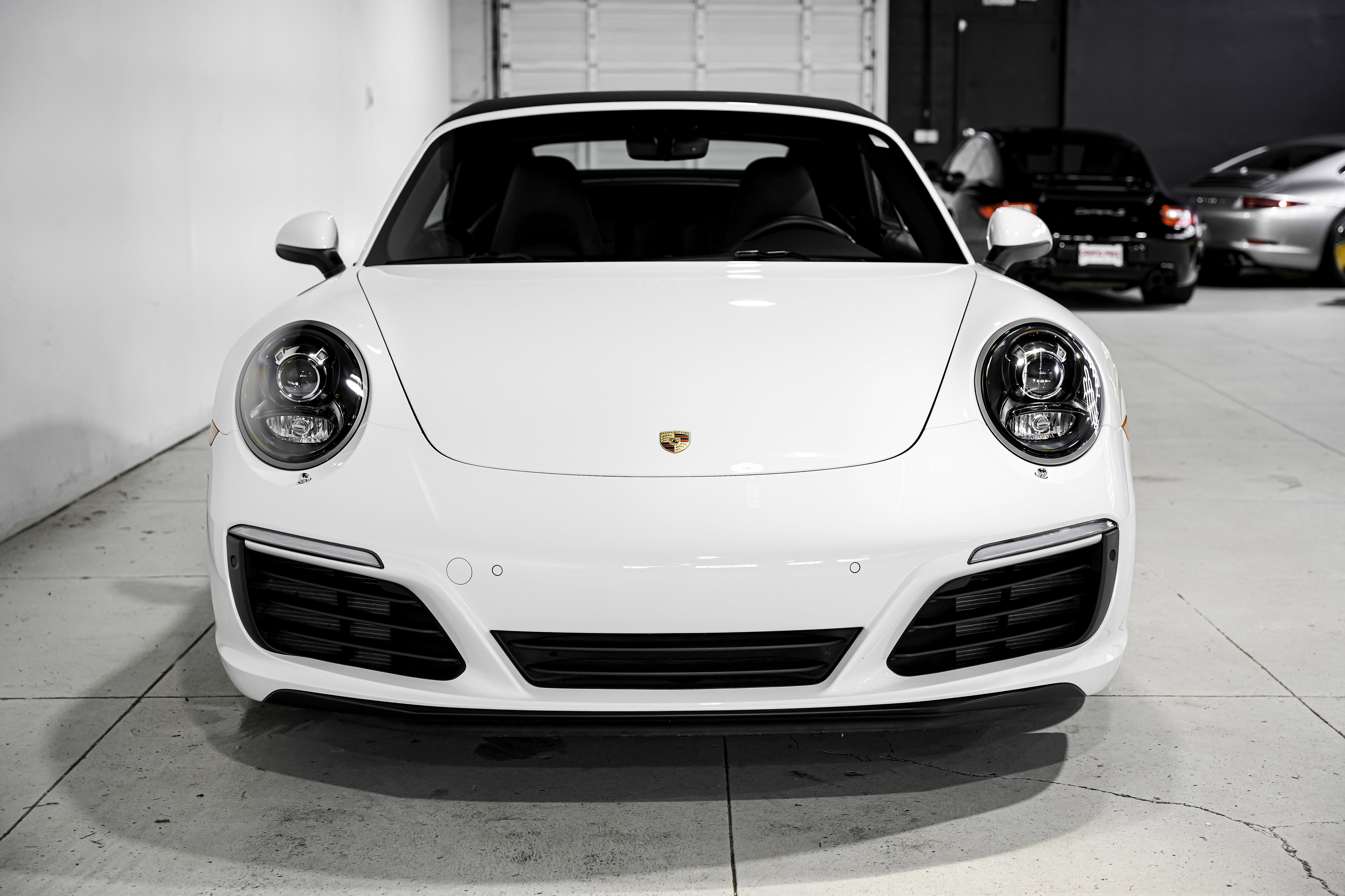 Used 2017 Porsche 911 Carrera 4S image 5
