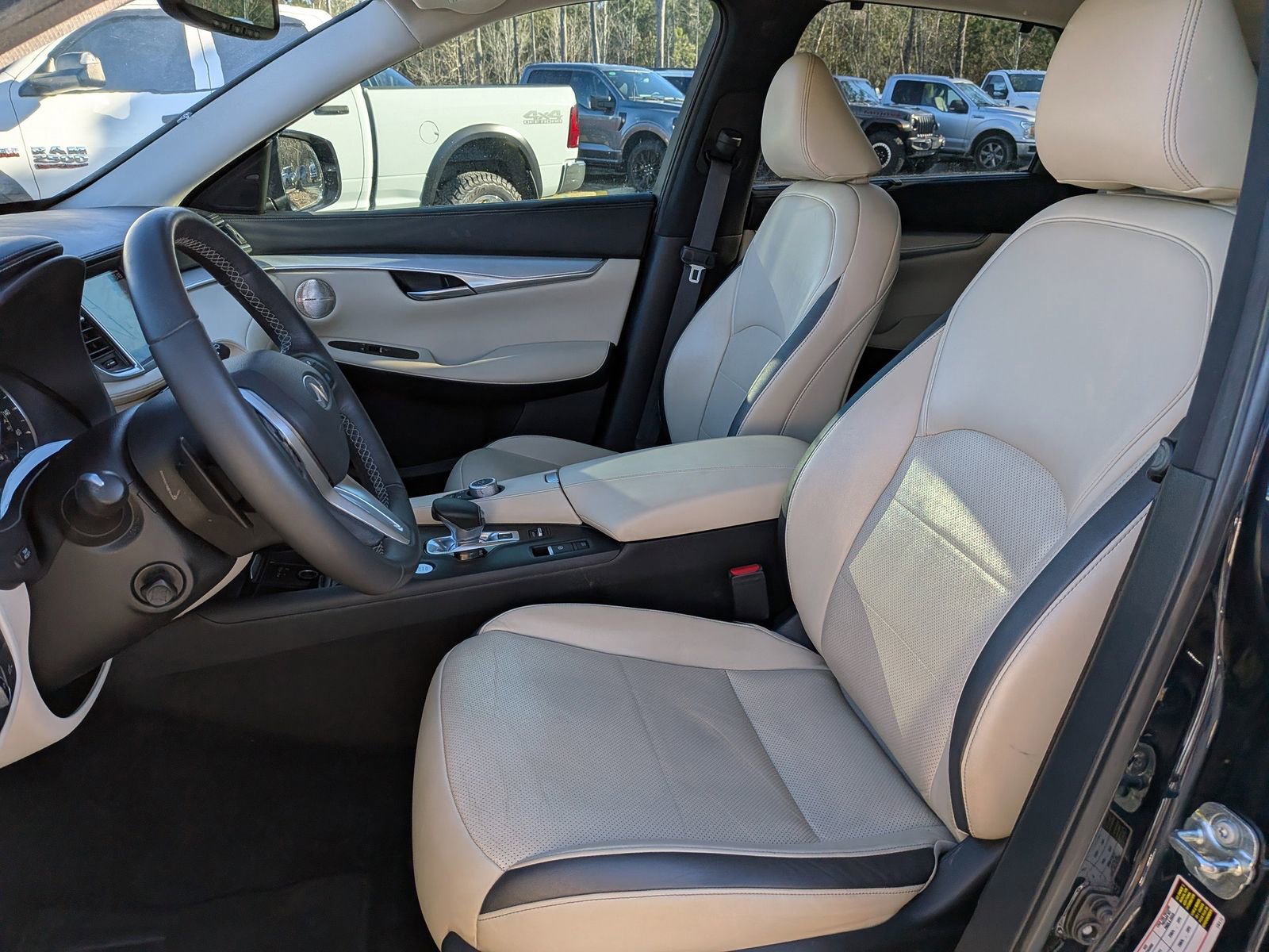 Used 2021 INFINITI QX50 Sensory w/ Cargo Package image 22