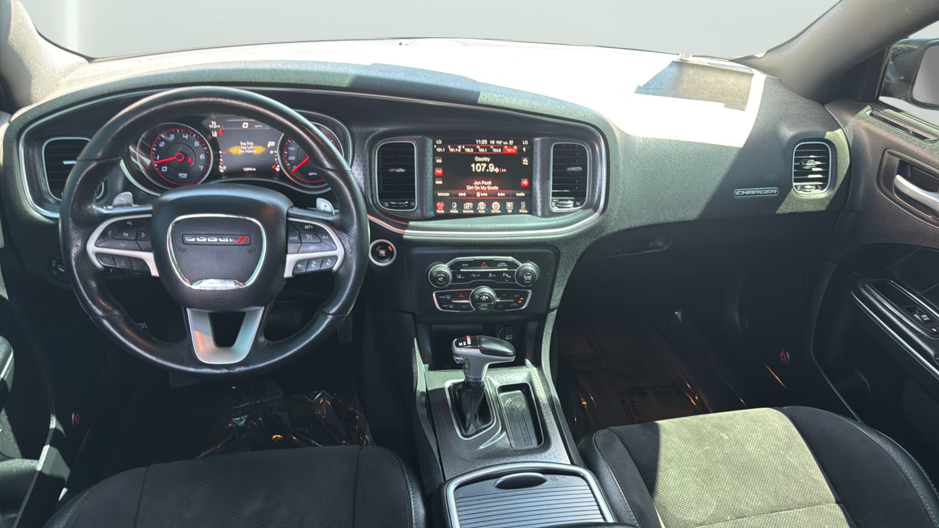 Used 2016 Dodge Charger R/T Scat Pack w/ Technology Group RWD image 31