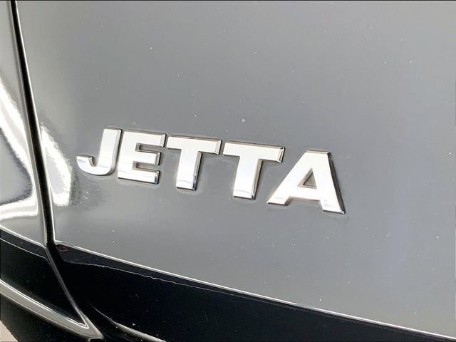 Used 2019 Volkswagen Jetta S w/ Driver Assistance Package image 18