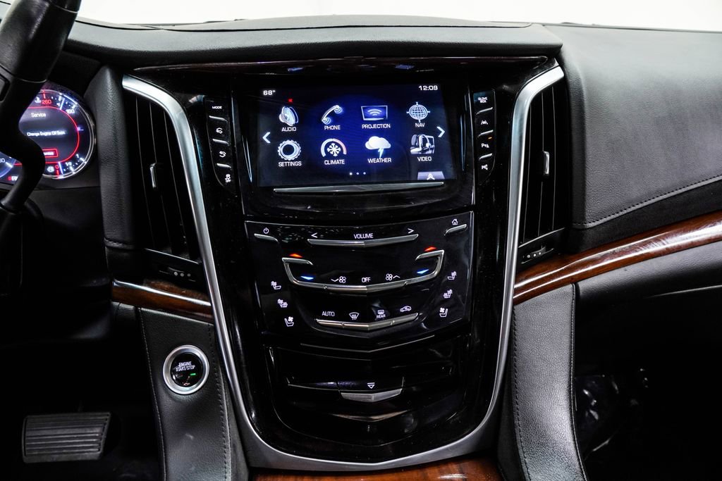 Used 2020 Cadillac Escalade Luxury image 27