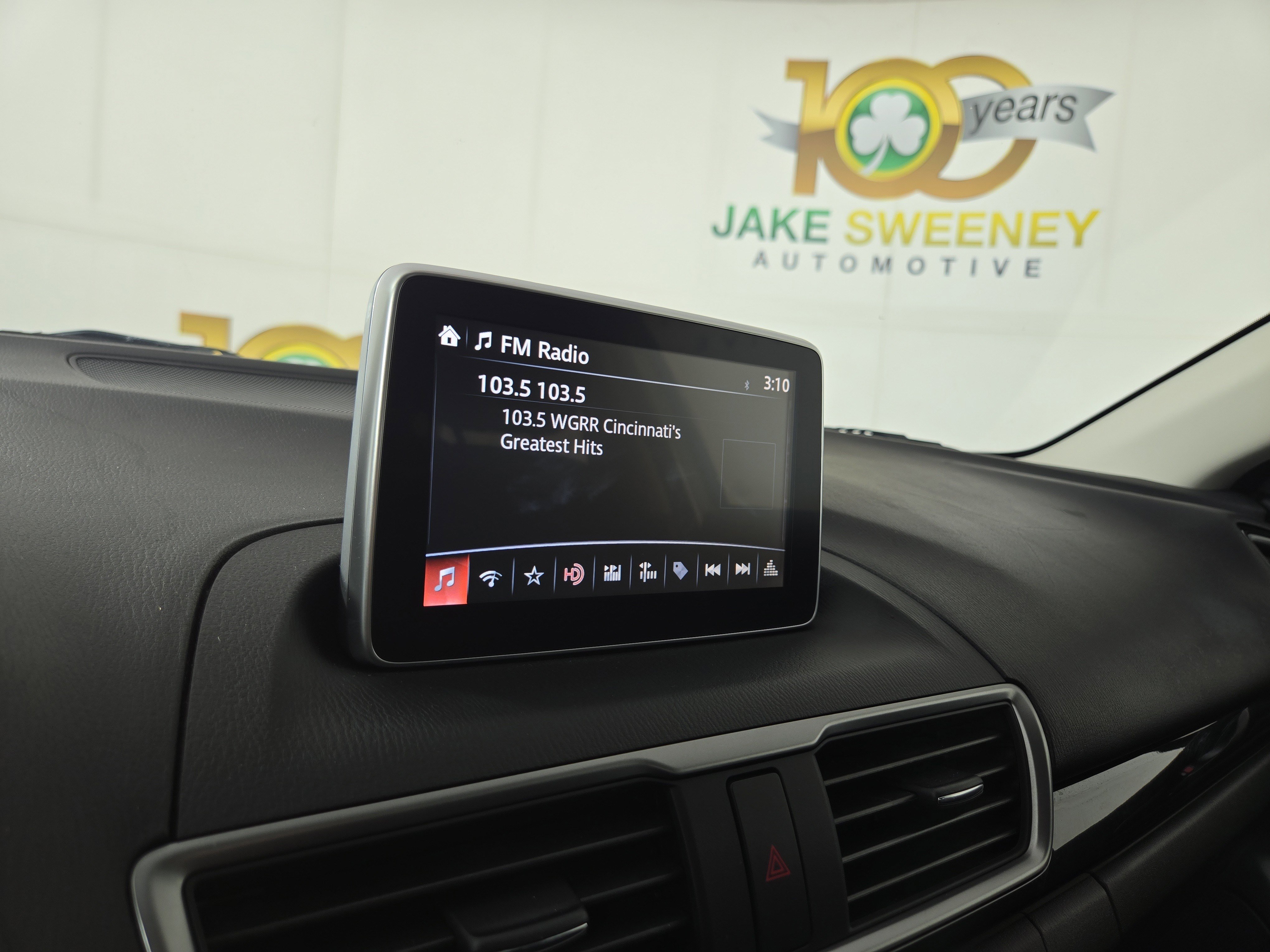 Used 2014 MAZDA MAZDA3 i Touring w/ Technology Package image 19