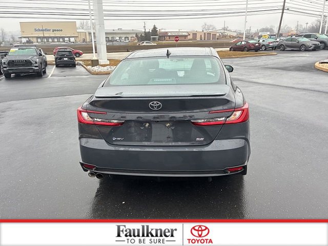 Used 2025 Toyota Camry SE image 10