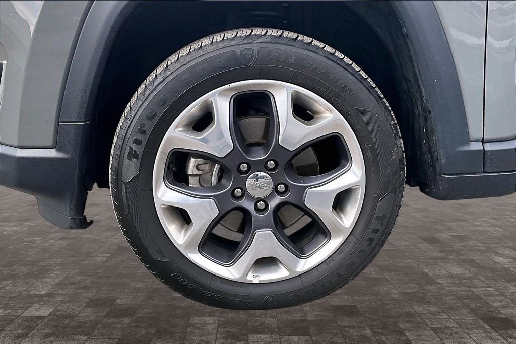 Used 2020 Jeep Compass Limited image 31