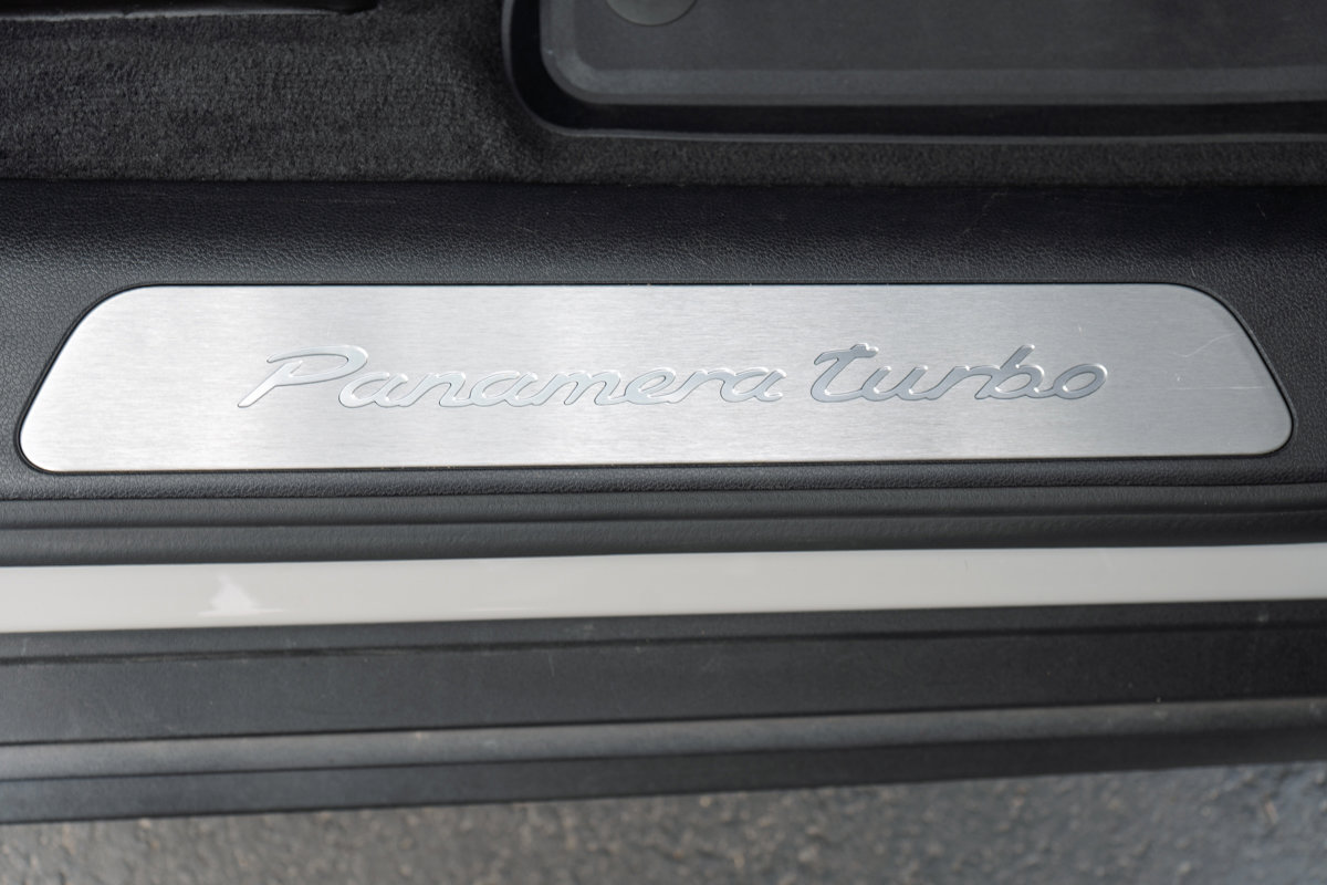 Used 2018 Porsche Panamera Turbo AWD/4WD image 39