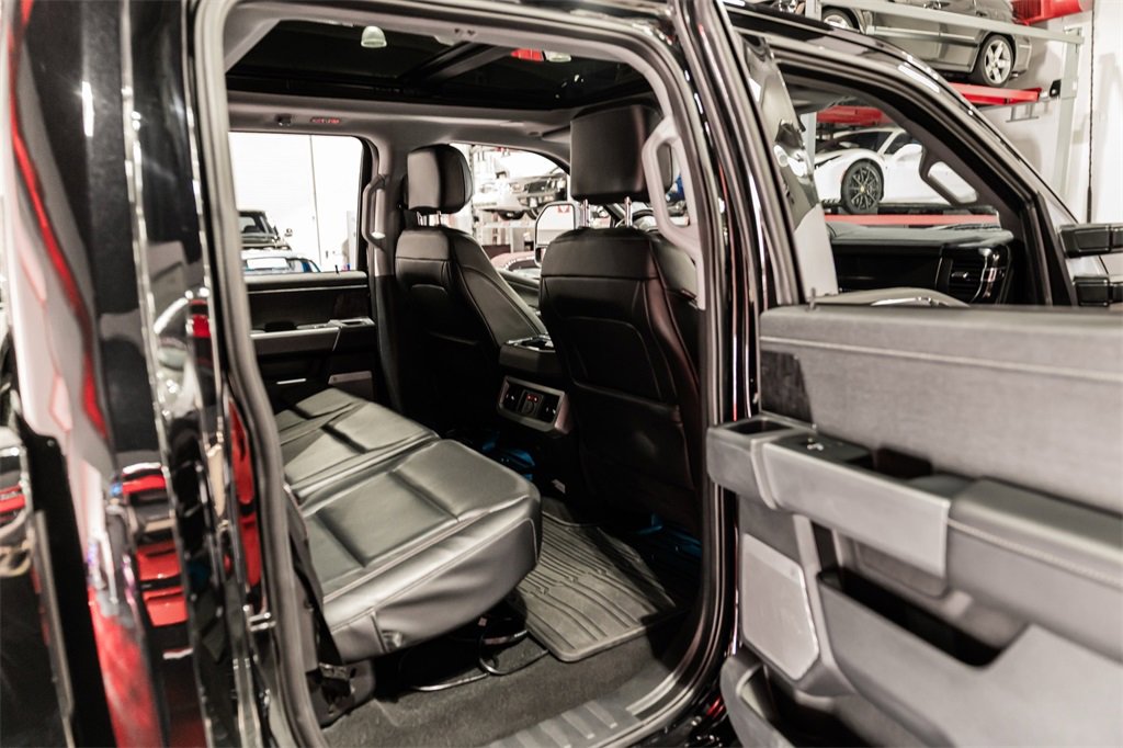 Used 2023 Ford F250 Lariat w/ Lariat Ultimate Package image 25