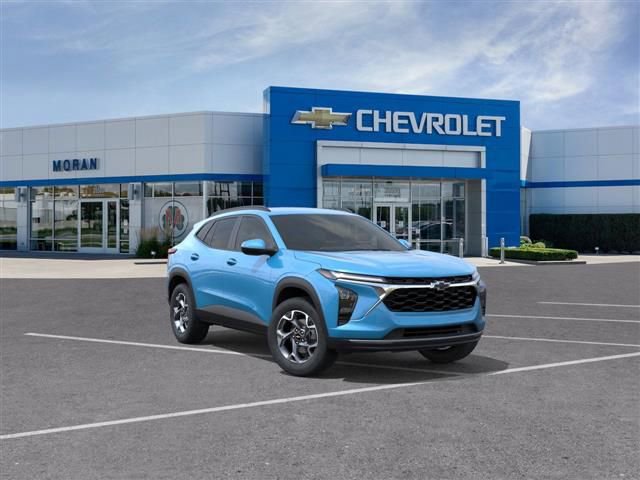 New 2025 Chevrolet Trax LT w/ Driver Confidence Package image 1