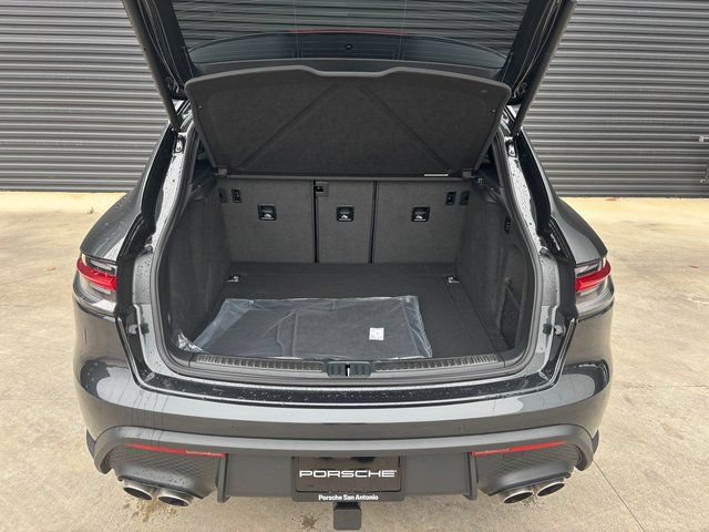 New 2026 Porsche Macan S AWD/4WD image 21