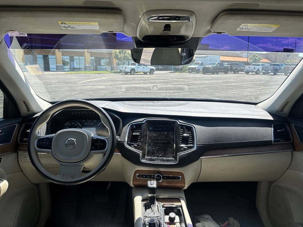 Used 2016 Volvo XC90 T6 Inscription w/ Vision Package AWD/4WD image 12