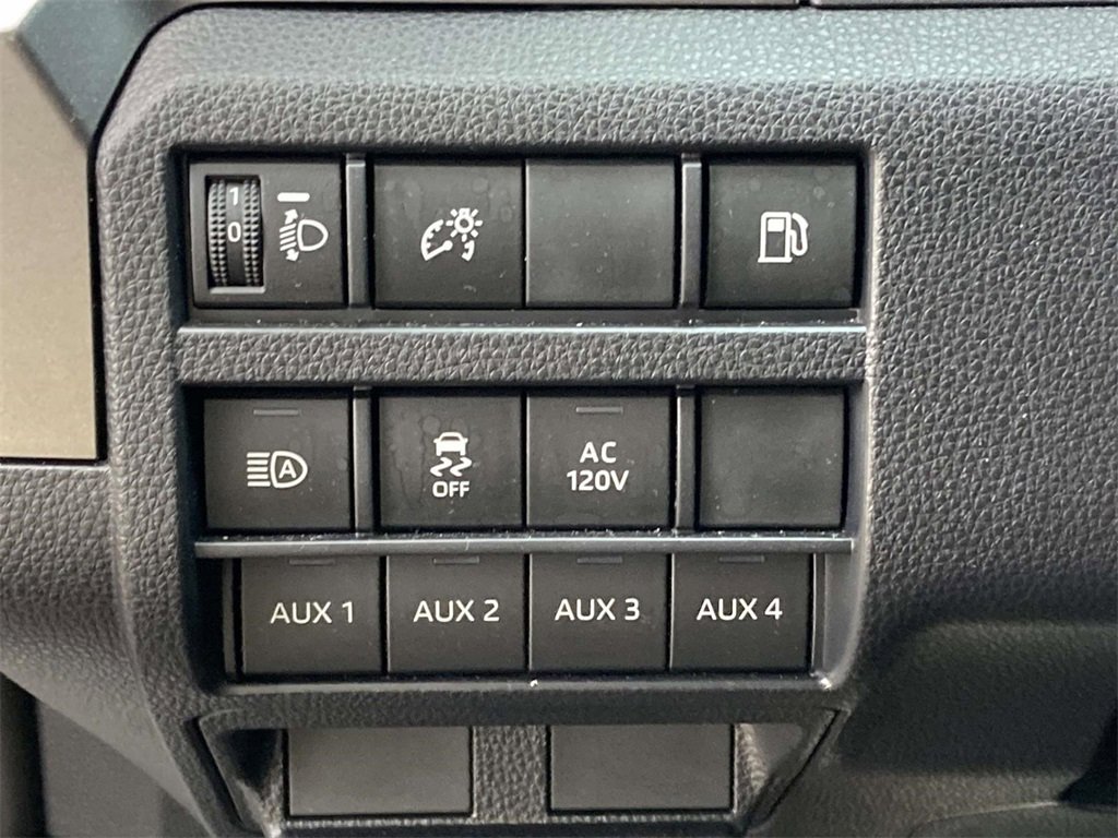 Used 2025 Toyota 4Runner TRD Off-Road image 15