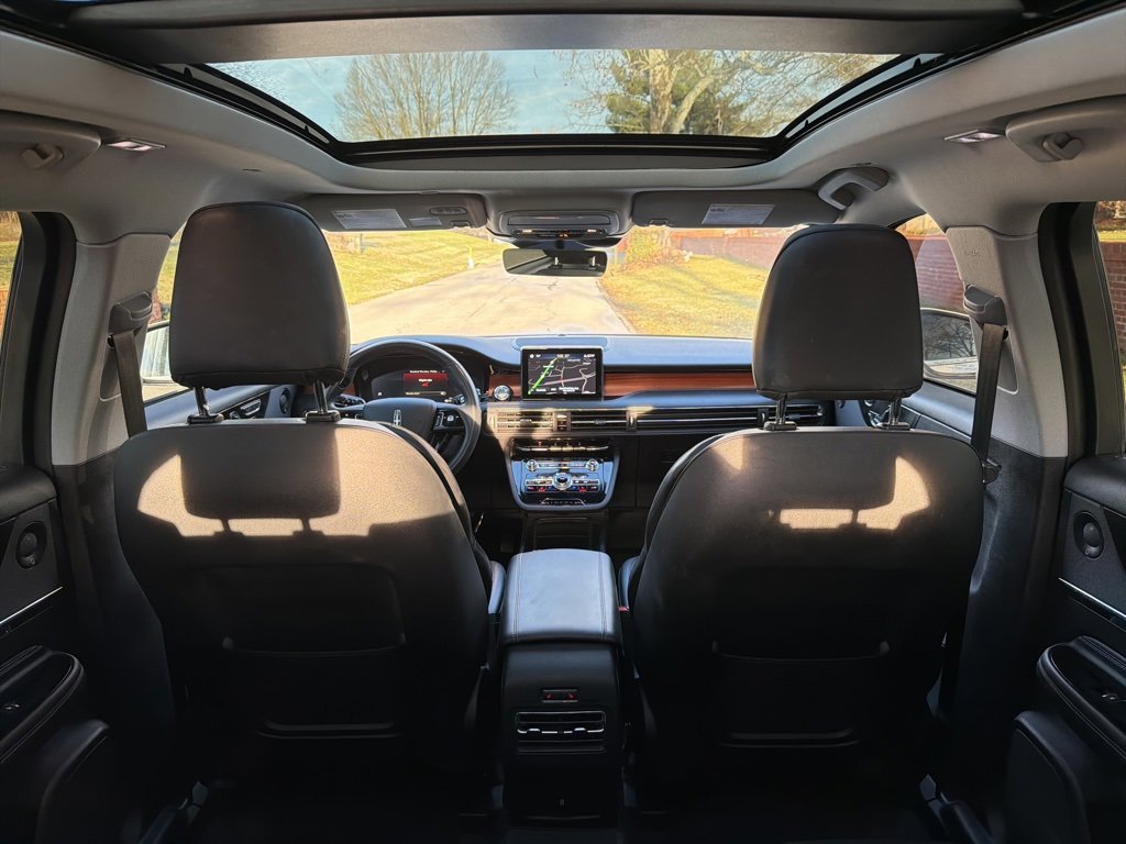 Used 2021 Lincoln Corsair Reserve w/ Equipment Group 201A image 12