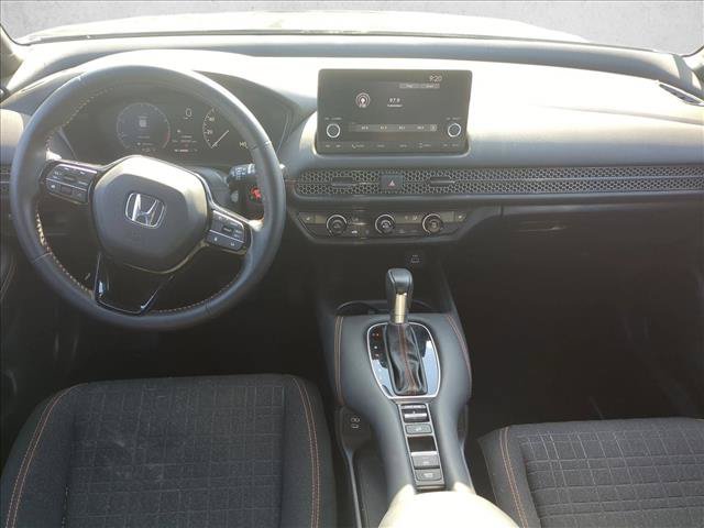 Used 2025 Honda HR-V Sport image 15