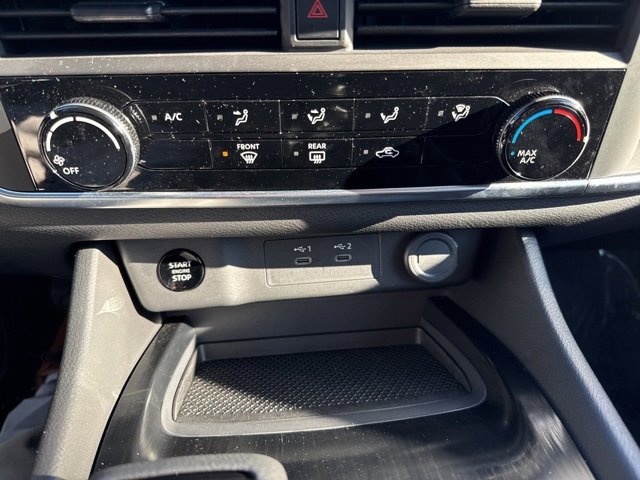 Certified 2025 Nissan Rogue S image 14