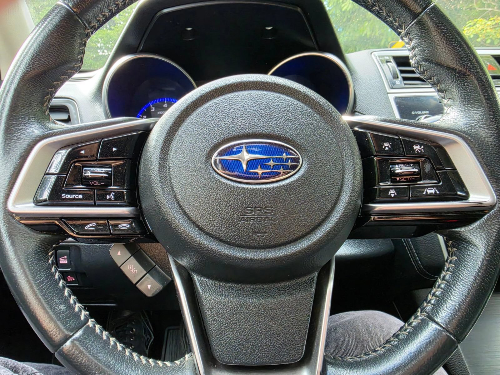 Used 2018 Subaru Outback 2.5i Limited AWD/4WD image 23
