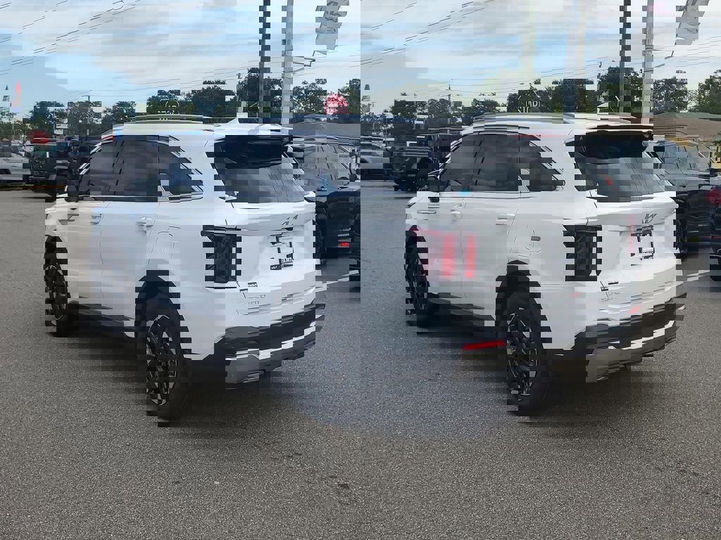 New 2026 Kia Sorento S w/ S Panoramic Sunroof Package image 6