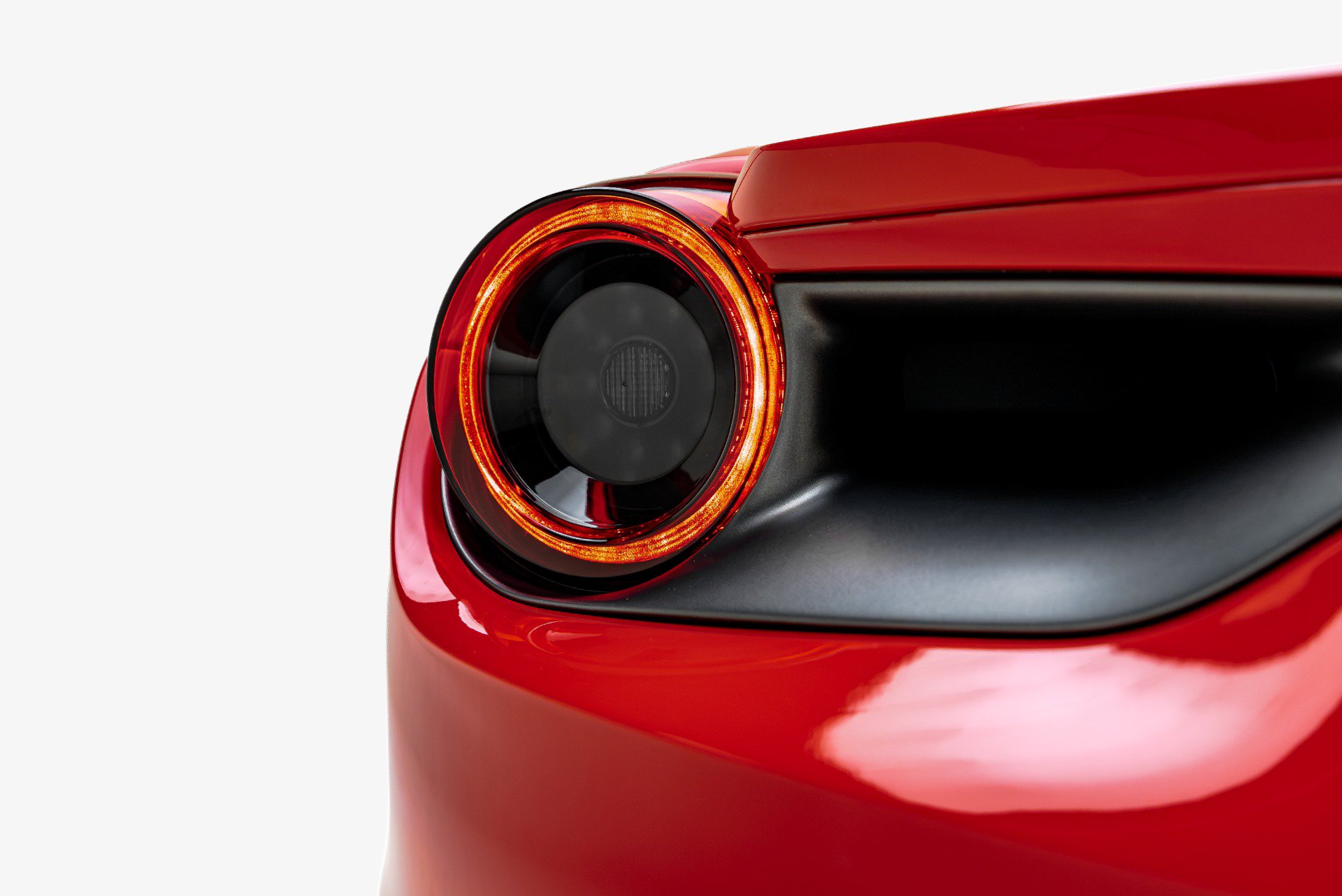 Used 2018 Ferrari 488 GTB RWD image 27