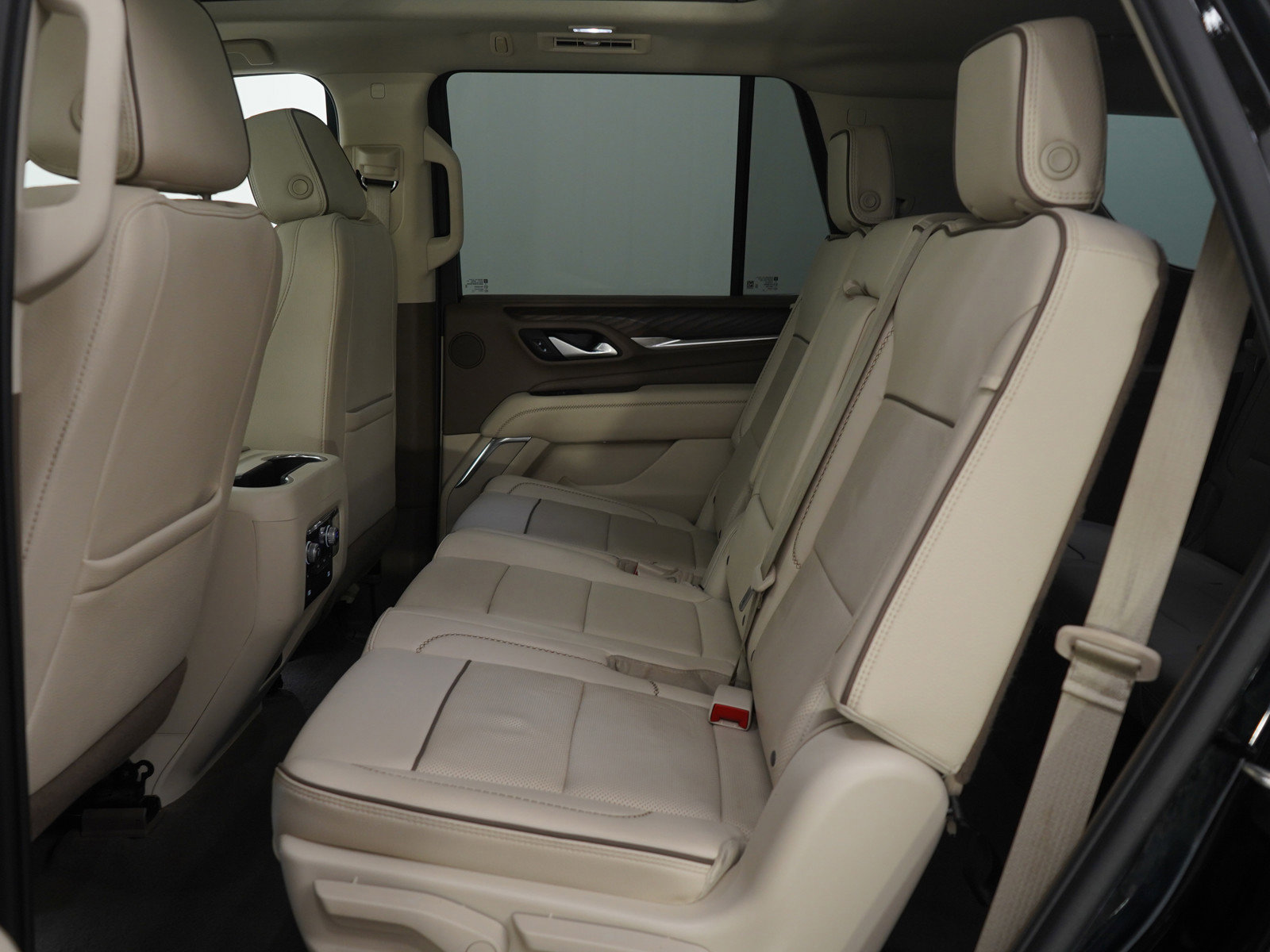 Used 2022 GMC Yukon Denali image 16