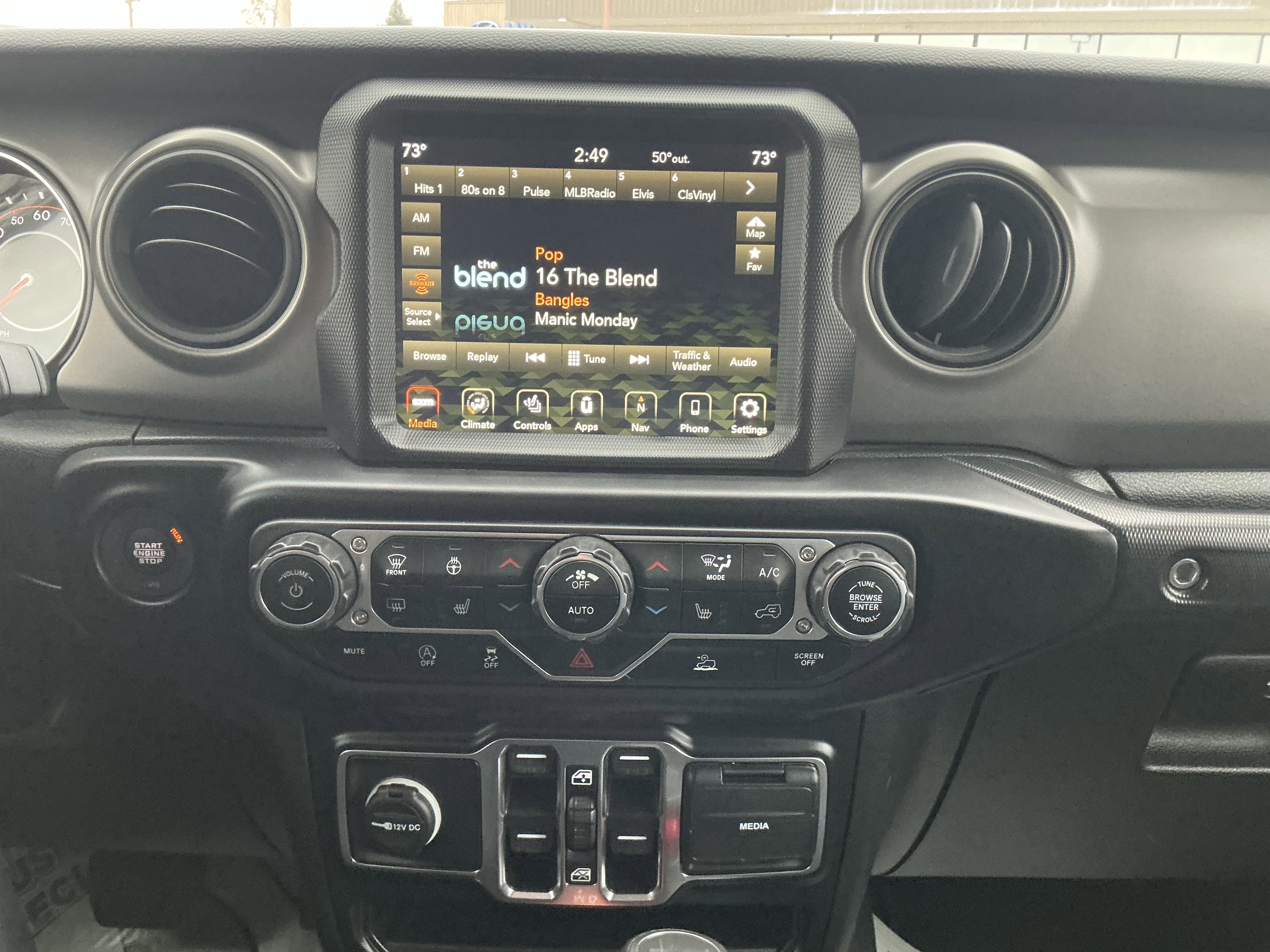 Used 2022 Jeep Wrangler Unlimited Sport w/ Sun And Sound Package image 23