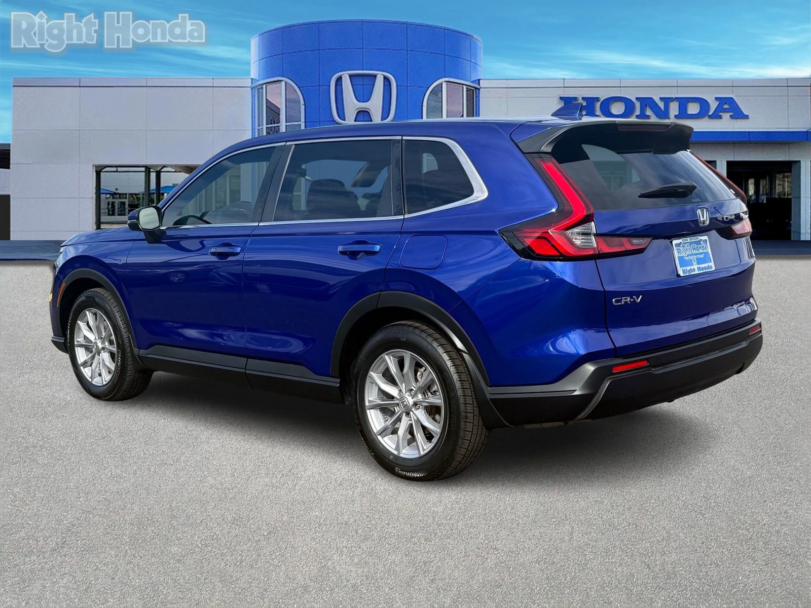 Used 2023 Honda CR-V EX image 4