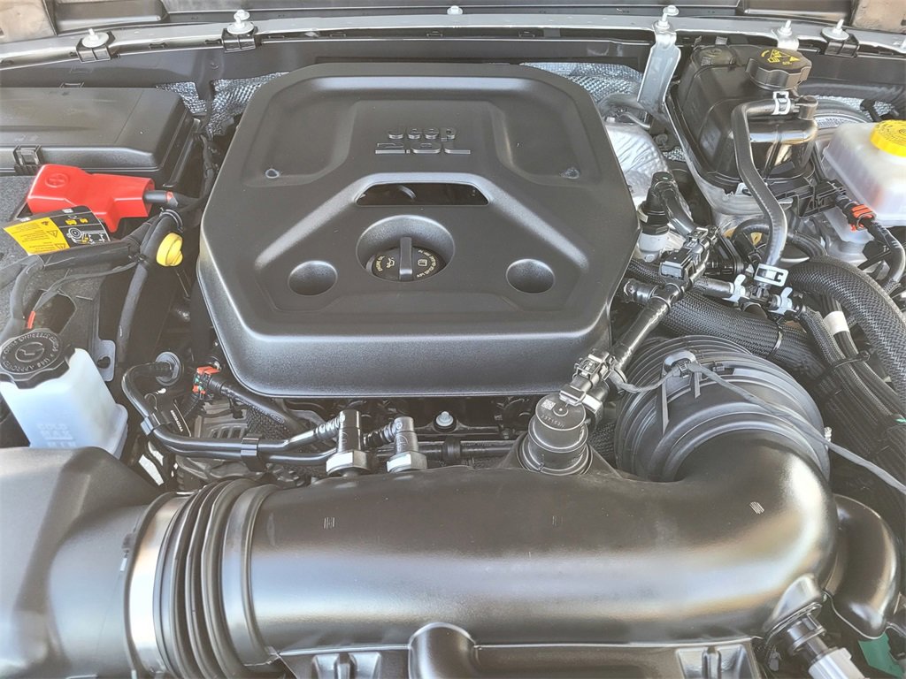 Used 2024 Jeep Wrangler Sahara image 24