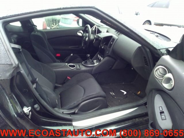 Used 2017 Nissan 370Z Coupe image 7