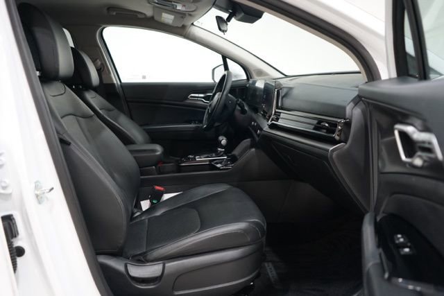 Used 2023 Kia Sportage EX image 36