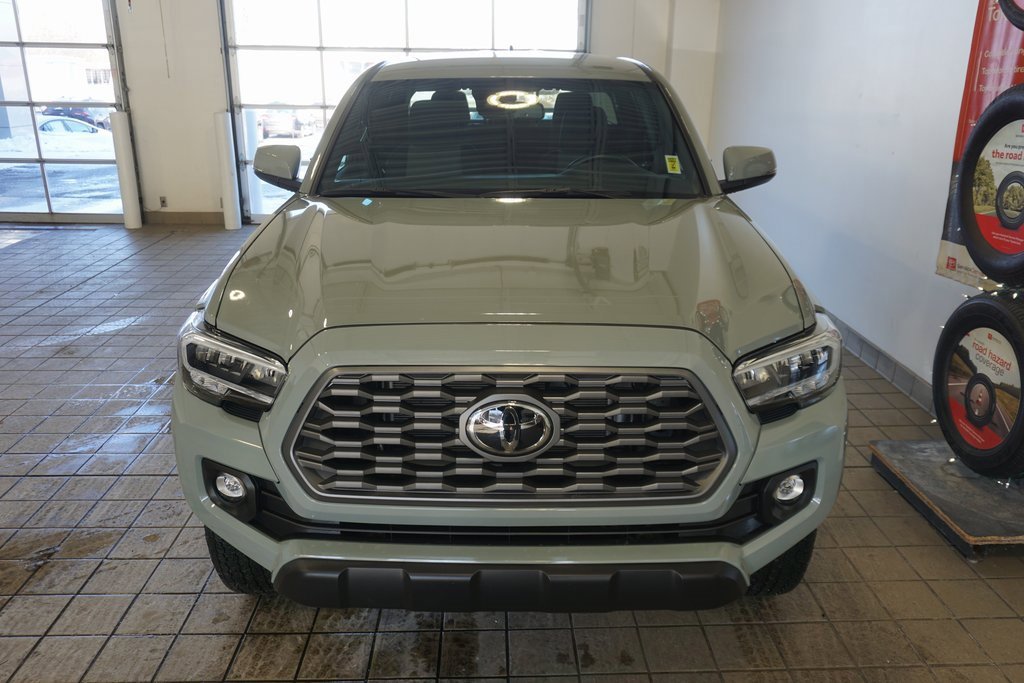 Used 2023 Toyota Tacoma TRD Off-Road image 12