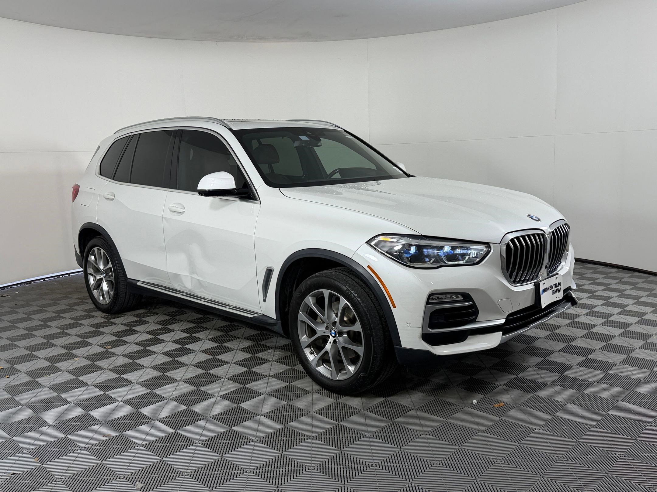 Used 2020 BMW X5 xDrive40i w/ Executive Package image 7