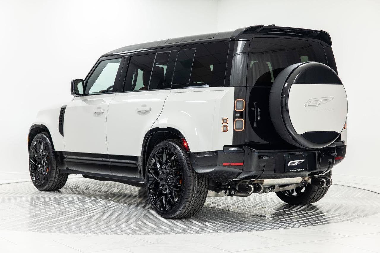 Used 2026 Land Rover Defender 110 X-Dynamic SE AWD/4WD image 3
