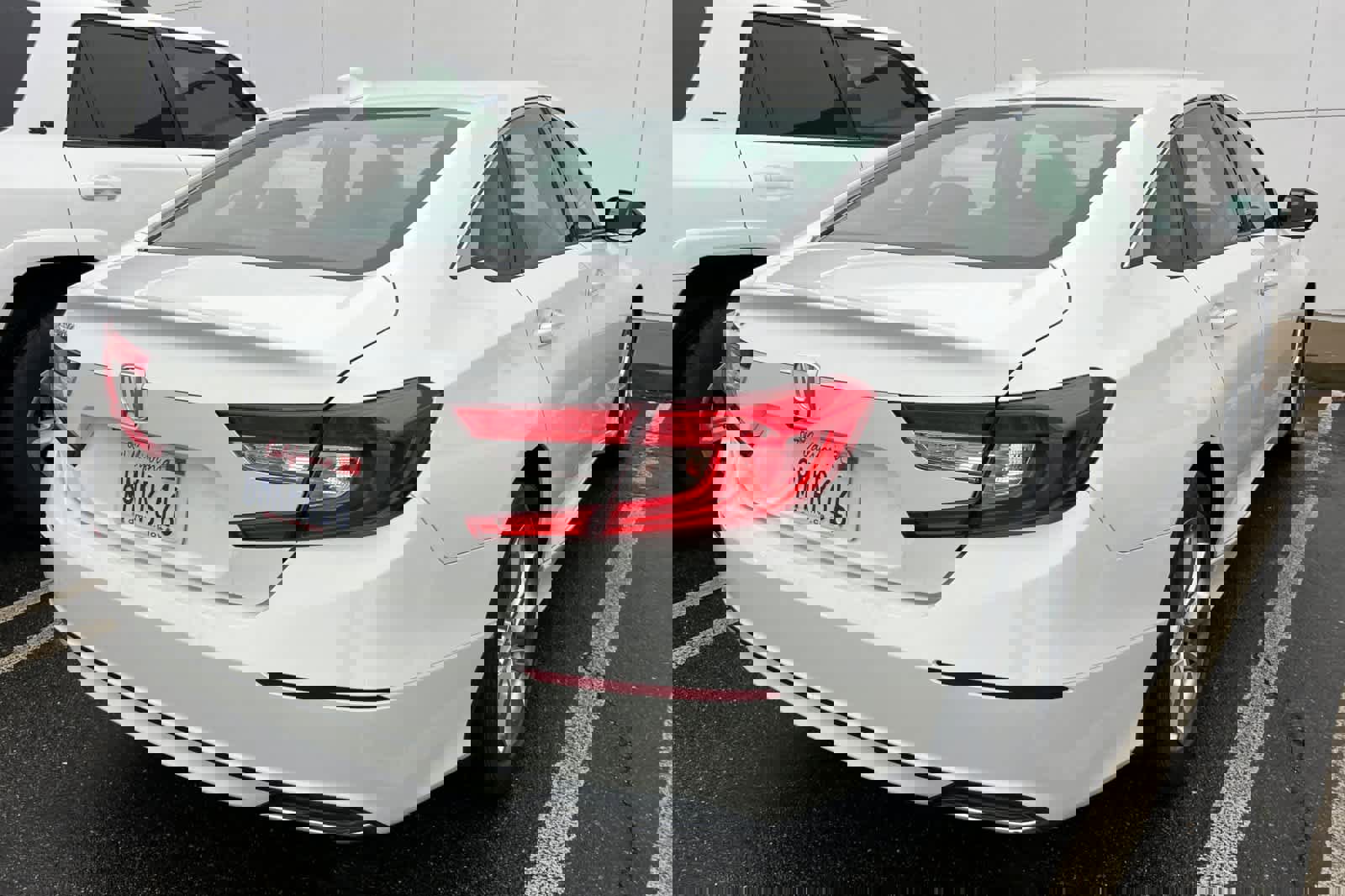 Used 2019 Honda Accord LX image 2