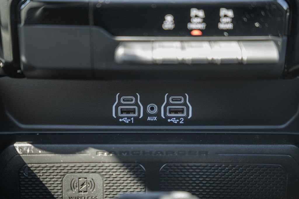 Certified 2025 RAM 1500 Big Horn AWD/4WD image 35