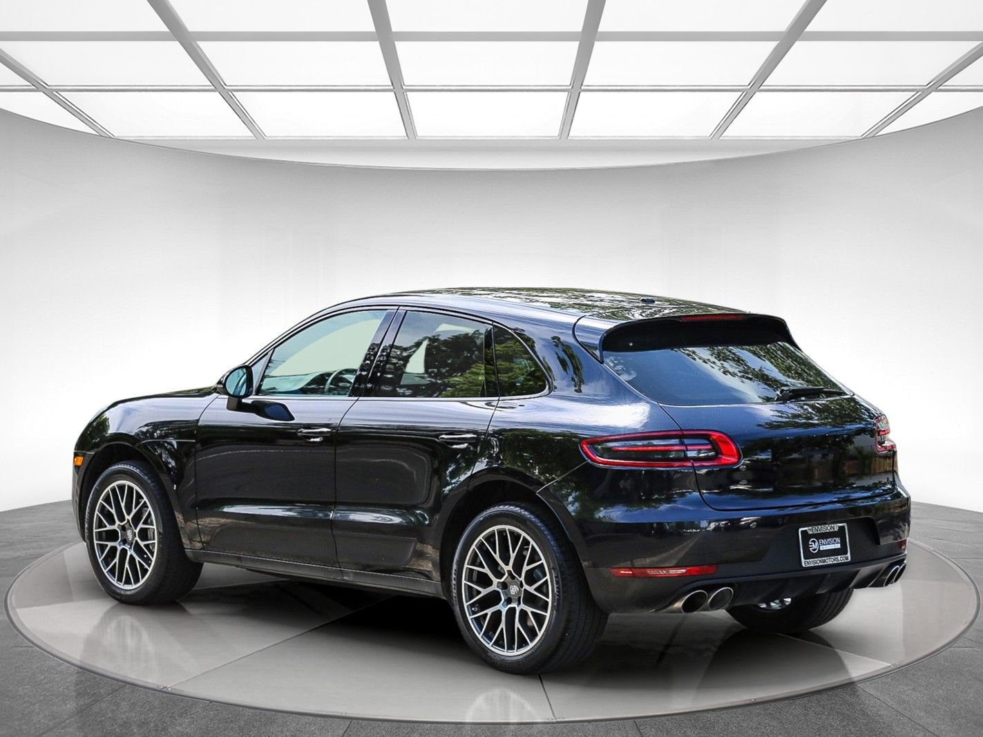 Used 2018 Porsche Macan S AWD/4WD image 2