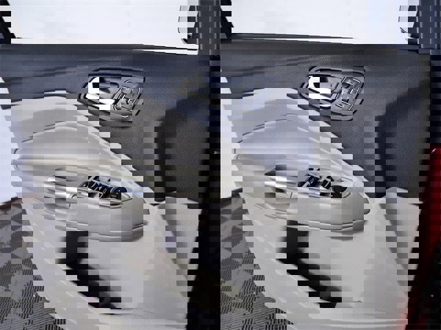 Certified 2019 Ford Escape Titanium image 24