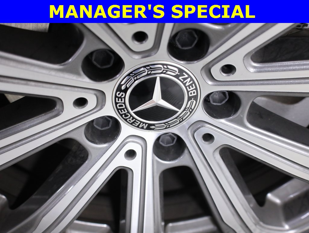 Certified 2025 Mercedes-Benz GLC 300 4MATIC image 8