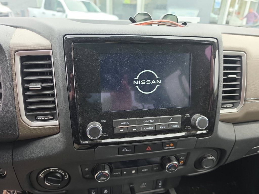 Used 2024 Nissan Frontier SV AWD/4WD image 22