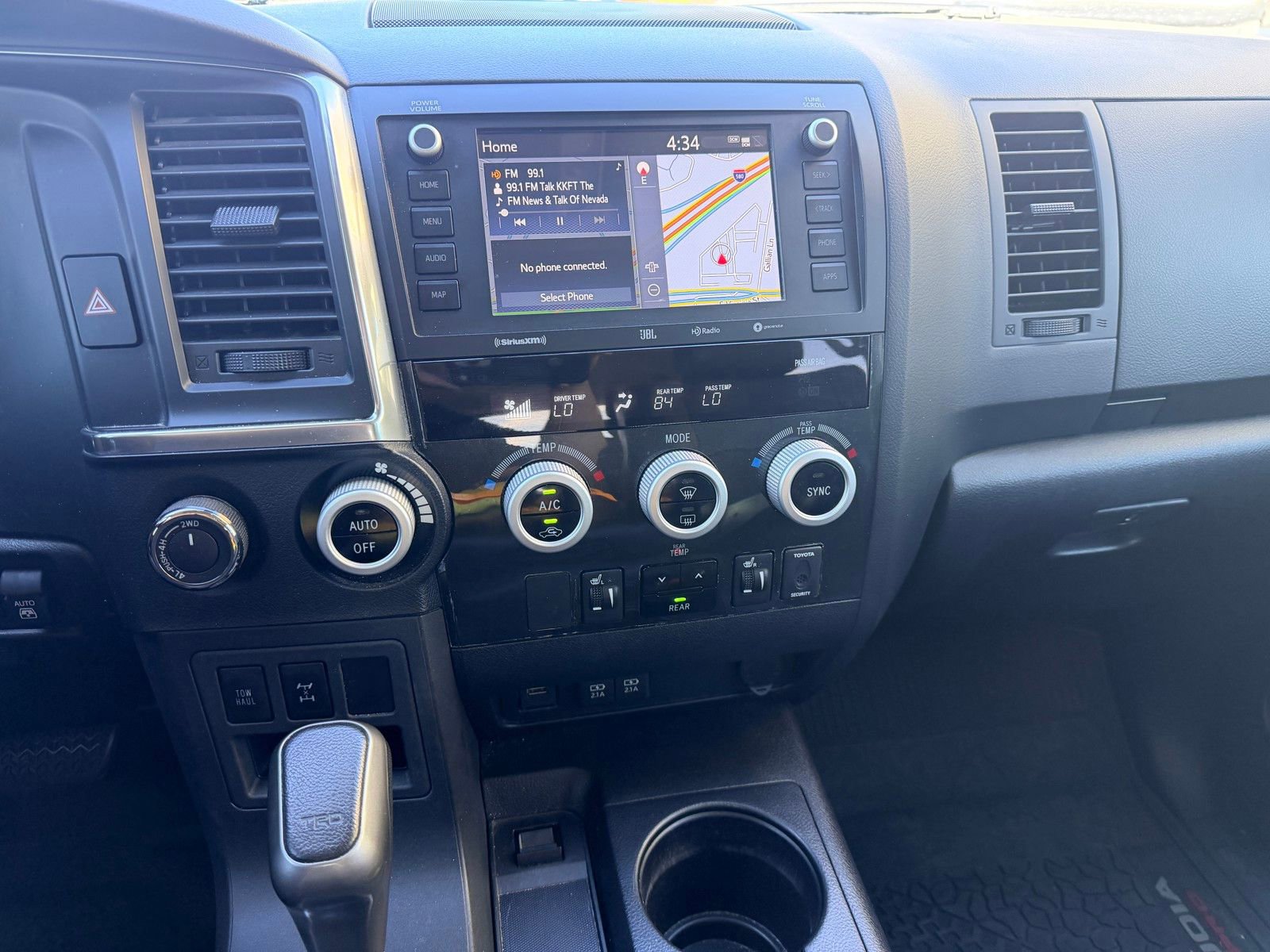 Used 2020 Toyota Sequoia TRD Pro AWD/4WD image 10