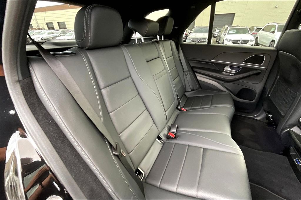 Certified 2025 Mercedes-Benz GLE 450e GLE 450e w/ Driver Assistance Package image 19
