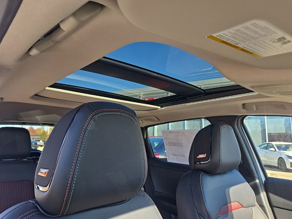 New 2026 Nissan Kicks SR w/ SR Premium Package AWD/4WD image 26