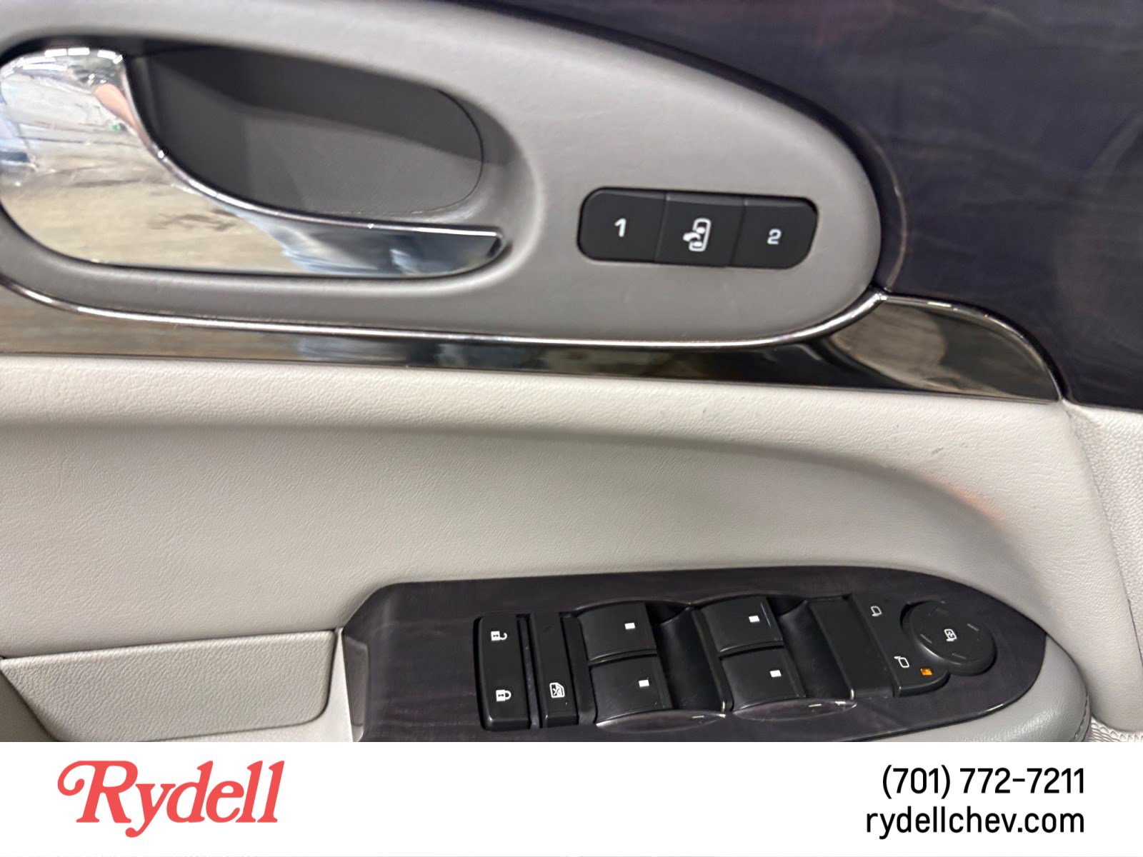 Used 2015 Buick Enclave Leather AWD/4WD image 11