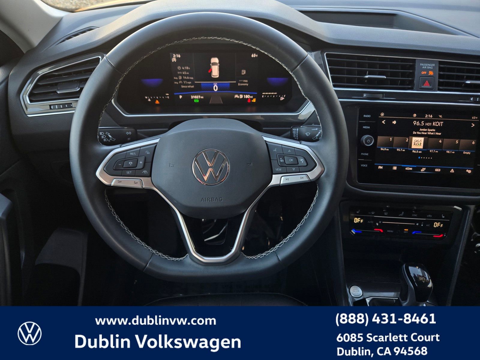 Certified 2022 Volkswagen Tiguan SE w/ Panoramic Sunroof Package image 14
