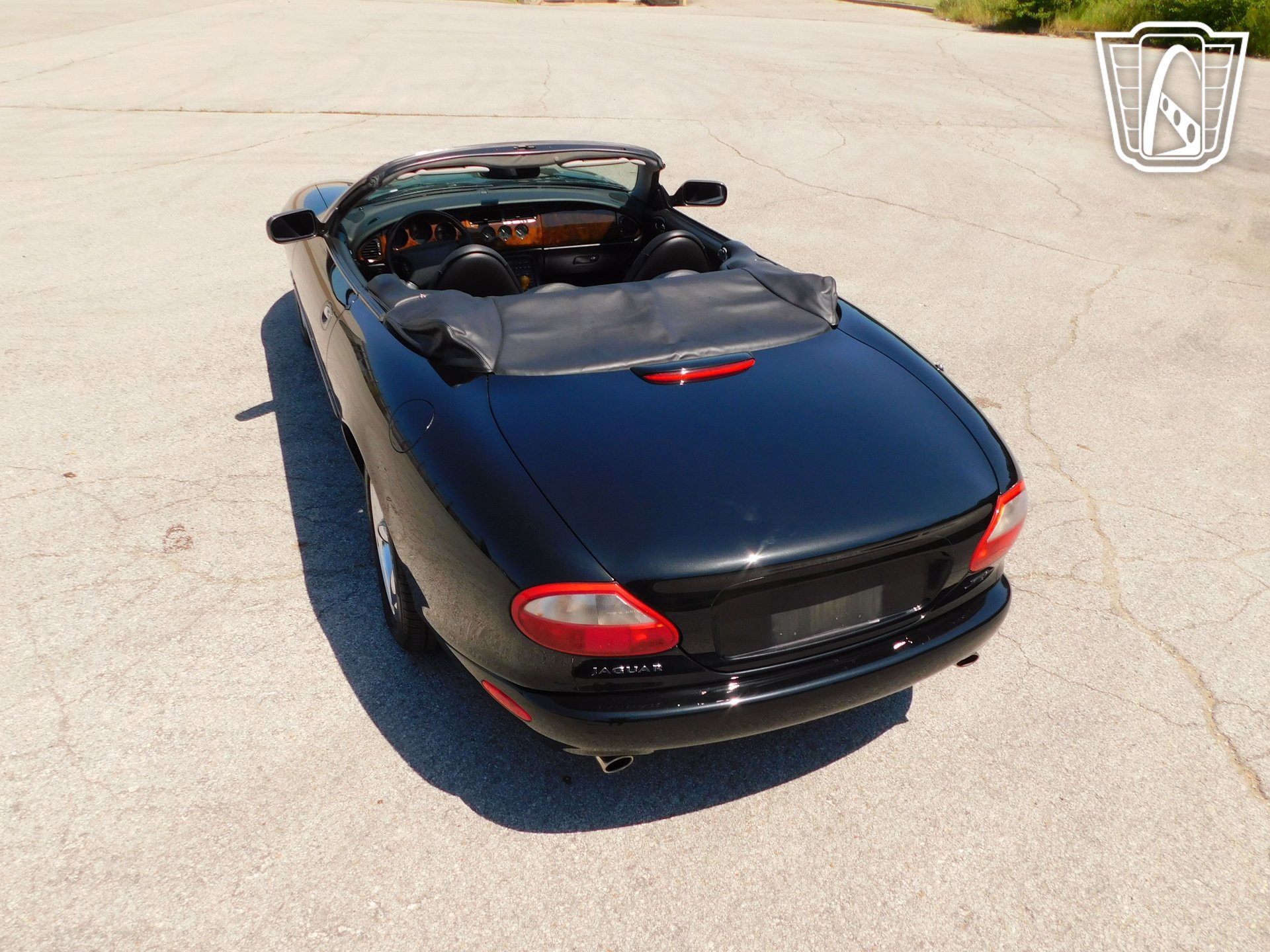 Used 1998 Jaguar XK8 Convertible image 17