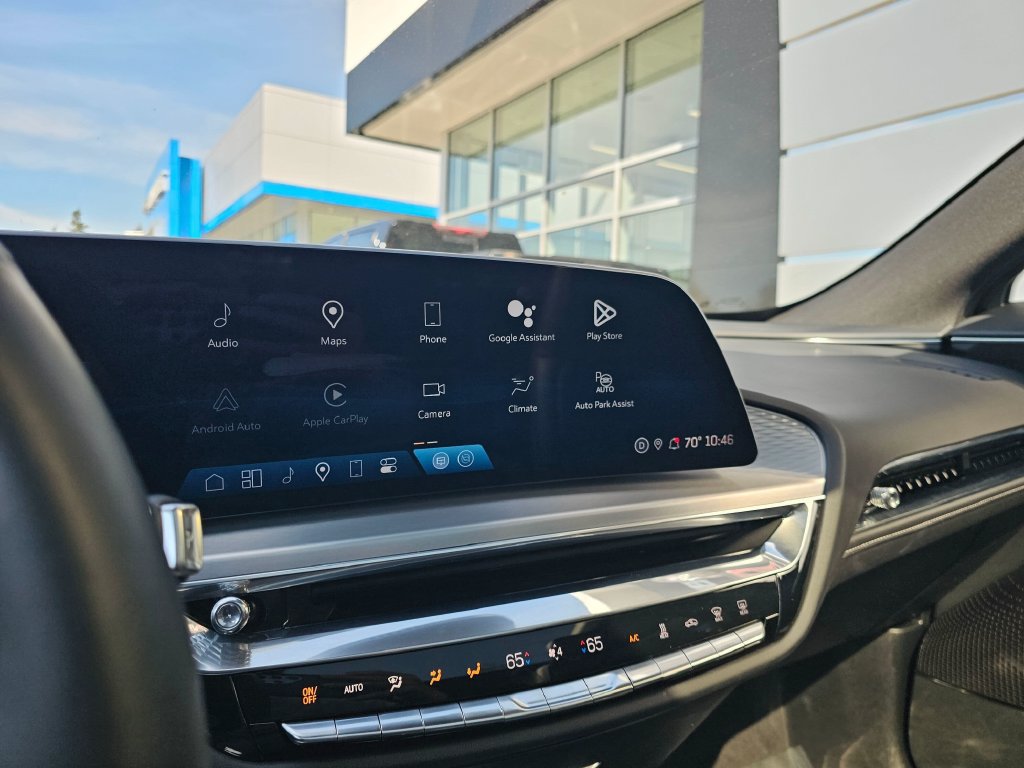 Used 2024 Cadillac Lyriq Sport AWD/4WD image 27
