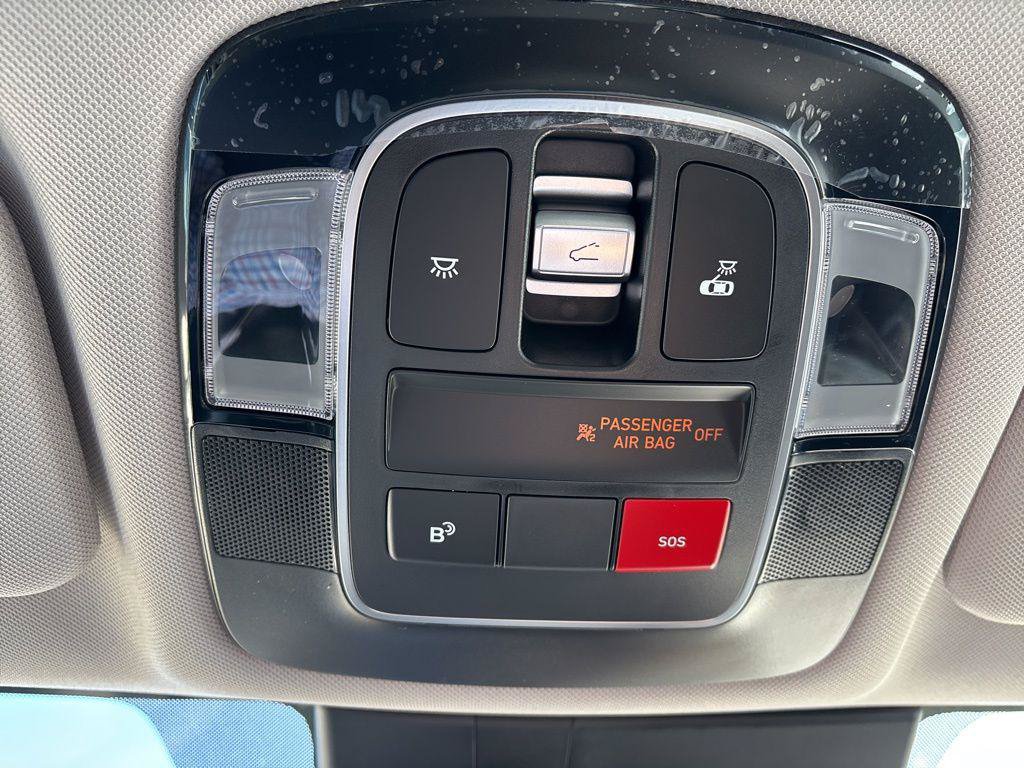 New 2025 Hyundai Sonata SEL FWD image 24