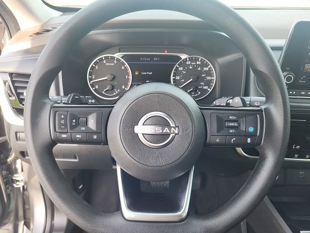 Used 2022 Nissan Rogue SV image 33